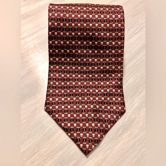 LOUIS FERAUD 100% SILK Geometric Imported TIE Necktie Red Tan Black Neck-ware - Picture 2 of 7